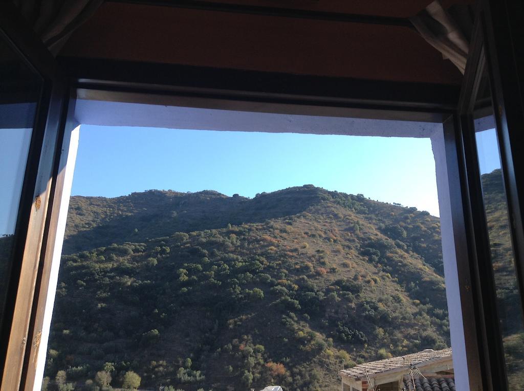 בית הארחה Almedíjar 	Casa Rural Pico Espadan מראה חיצוני תמונה